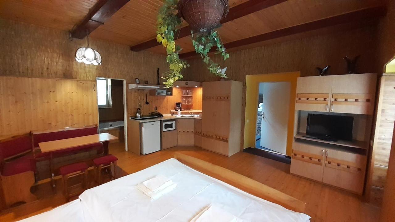 Resort Chribska Apartmany Adri Exterior photo